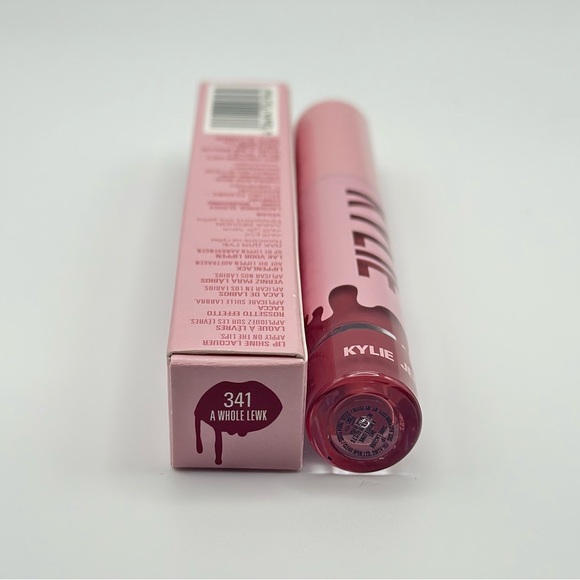 Kylie Cosmetics Liquid Lipstick - Picture 2 of 3